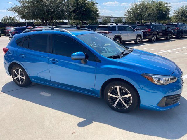 Used 2022 Subaru Impreza 2.0i Premium w/ Popular Package #3 AWD/4WD image 1