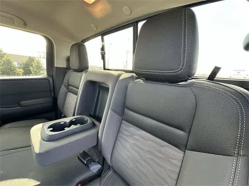Used 2023 Nissan Frontier SV w/ SV Convenience Package image 15