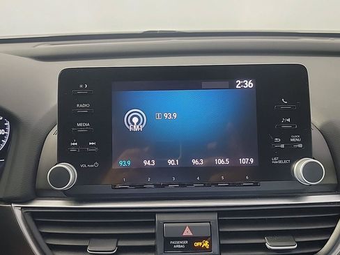 Certified 2018 Honda Accord LX image 27