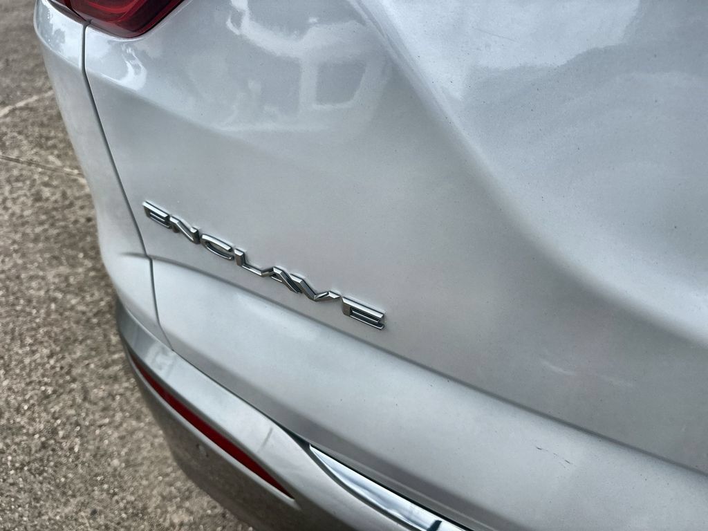 Used 2023 Buick Enclave Essence w/ Experience Buick Package FWD image 14