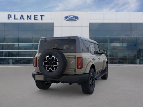 New 2025 Ford Bronco Outer Banks image 10