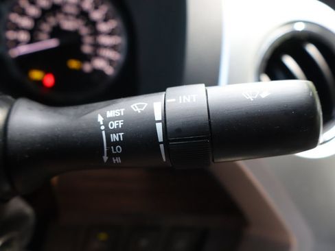 Used 2018 Toyota Tundra Limited w/ Limited Premium Package AWD/4WD image 33