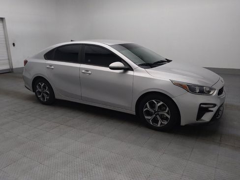 Used 2020 Kia Forte LXS FWD image 11