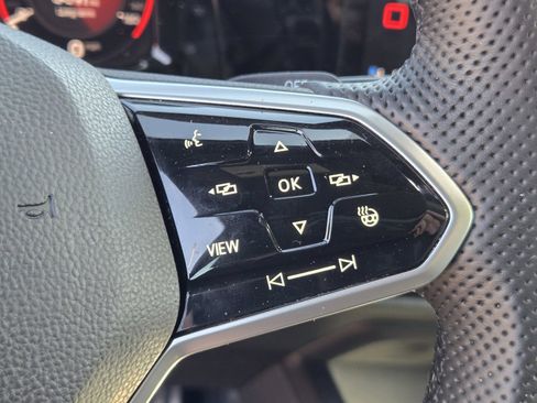 Used 2022 Volkswagen GTI SE w/ SE Leather Package image 23