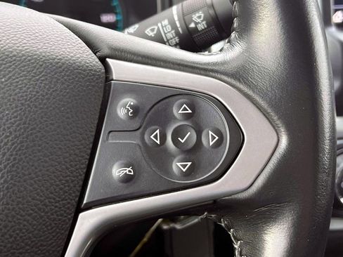 Used 2022 Chevrolet Colorado LT w/ LT Convenience Package image 22