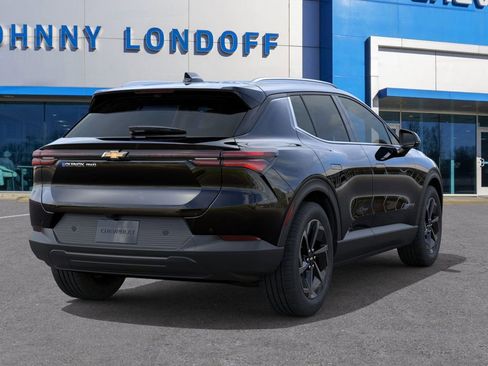 New 2026 Chevrolet Equinox EV LT image 4