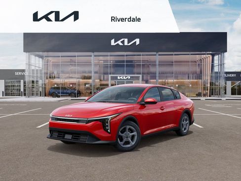 Used 2025 Kia K4 FWD image 1