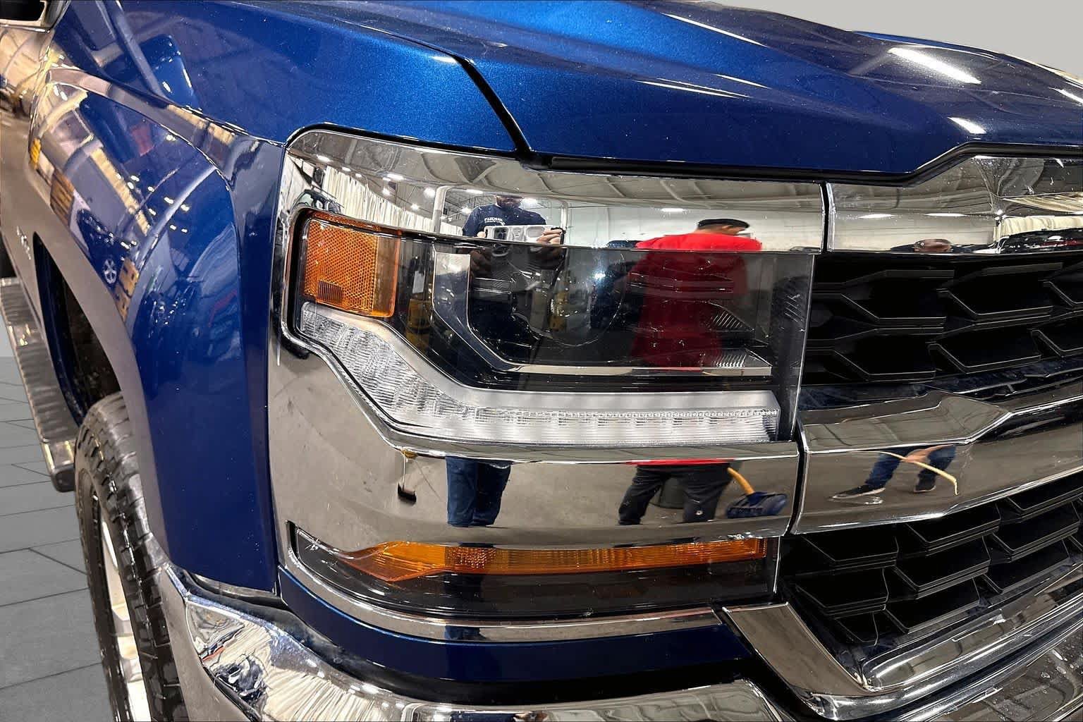 Used 2019 Chevrolet Silverado 1500 LT w/ All Star Edition AWD/4WD image 28