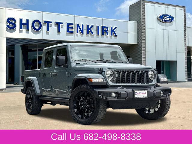 Used 2025 Jeep Gladiator Sport AWD/4WD image 1