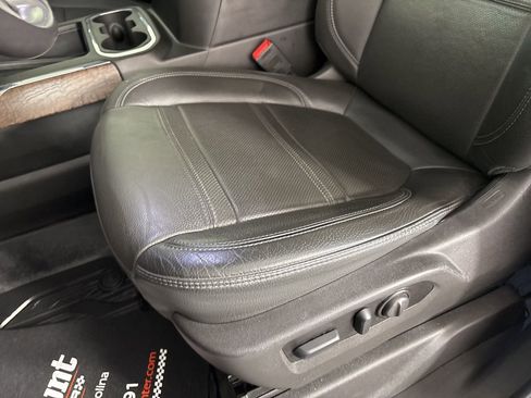 Used 2022 GMC Sierra 2500 Denali image 10