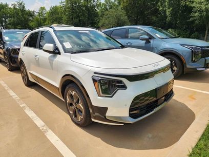 Certified 2023 Kia Niro Wave