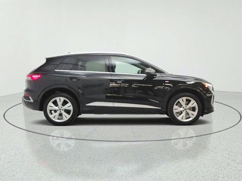 Used 2023 Audi Q4 e-tron Premium Plus w/ Premium Plus AWD/4WD image 4