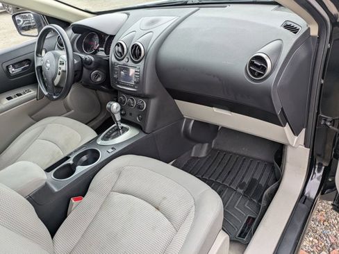 Used 2012 Nissan Rogue SV w/ Premium Pkg image 26