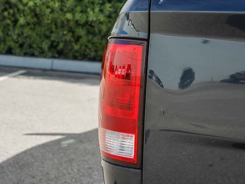 Used 2017 RAM 1500 Express image 7