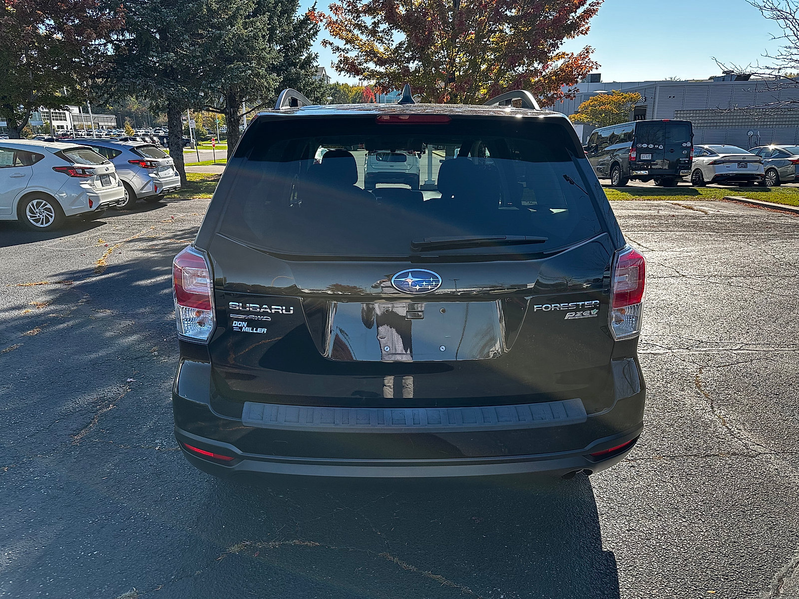 Used 2017 Subaru Forester 2.5i Premium AWD/4WD image 4