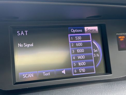 Used 2014 Lexus ES 350 w/ Premium Package FWD image 23