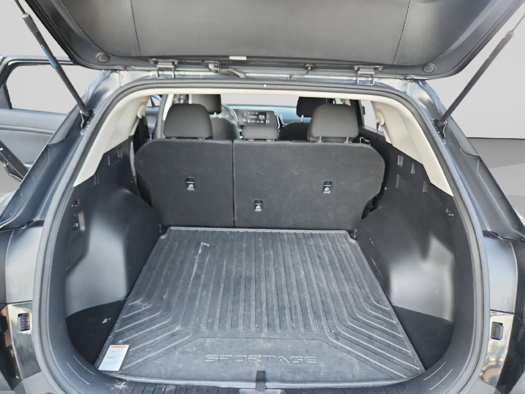 Certified 2023 Kia Sportage LX AWD/4WD image 19