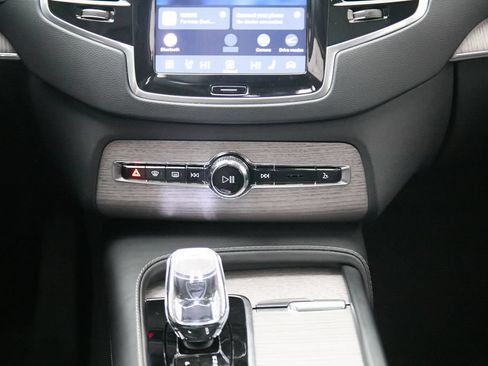 Certified 2024 Volvo XC90 B6 Ultimate AWD/4WD image 30