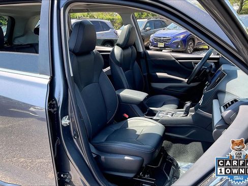 Certified 2023 Subaru Forester Limited AWD/4WD image 7