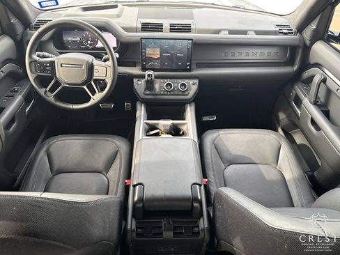Used 2025 Land Rover Defender 110 X image 13