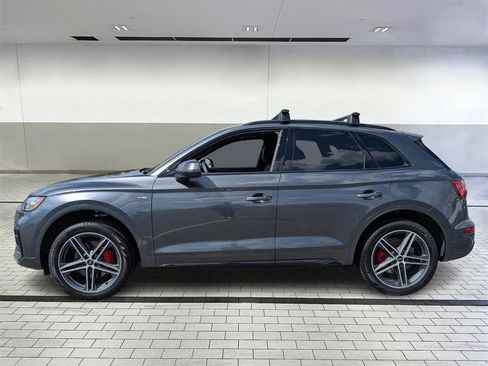 Used 2024 Audi Q5 e Premium Plus image 2