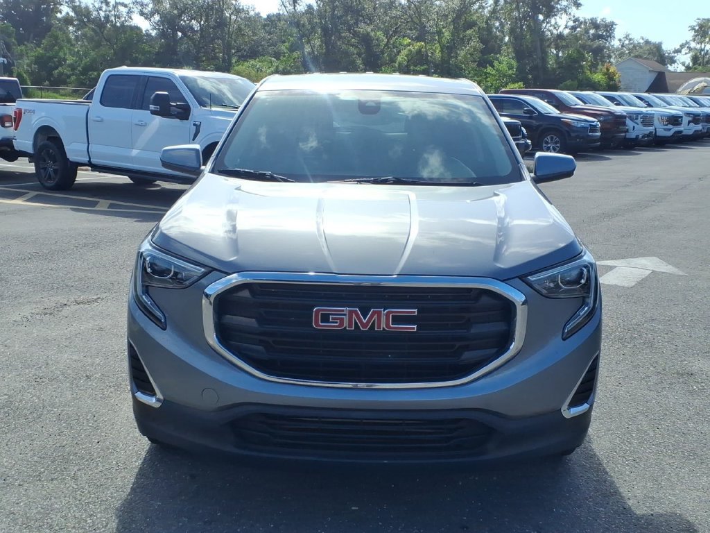 Used 2020 GMC Terrain SLE FWD image 2