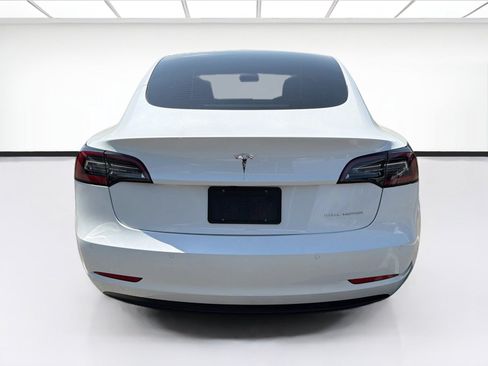 Used 2022 Tesla Model 3 Long Range AWD/4WD image 5