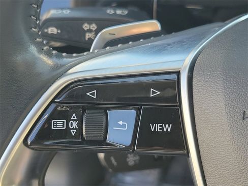 Used 2021 Audi e-tron Premium Plus w/ Premium Plus Package image 22