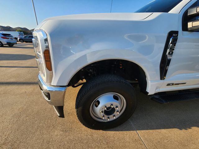 Used 2025 Ford F350 XLT w/ FX4 Off-Road Package AWD/4WD image 7
