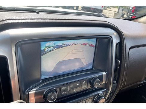 Used 2018 Chevrolet Silverado 1500 LTZ w/ LTZ Plus Package AWD/4WD image 23