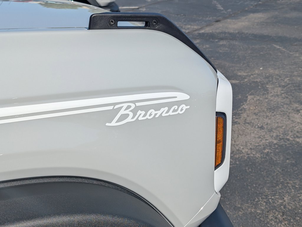 New 2026 Ford Bronco Heritage Edition AWD/4WD image 16