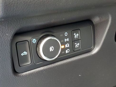 New 2025 Ford Ranger XLT w/ Black Appearance Package image 9