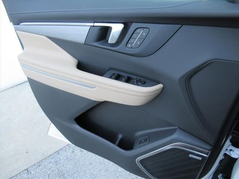 New 2026 Buick Enclave Preferred w/ Power Package image 27