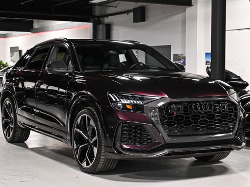 Used 2021 Audi RS Q8 w/ Carbon Optic Package image 58