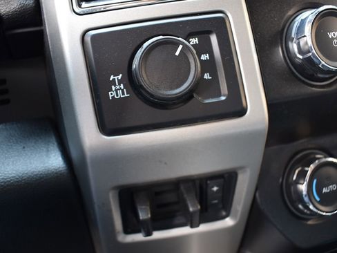 Used 2020 Ford F250 Lariat w/ Tremor Off-Road Package AWD/4WD image 24