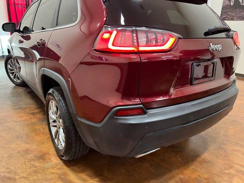 Used 2019 Jeep Cherokee Latitude Plus image 38