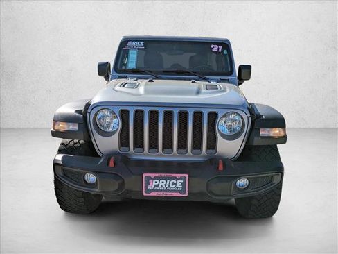 Used 2021 Jeep Wrangler Unlimited Rubicon w/ Cold Weather Group image 2