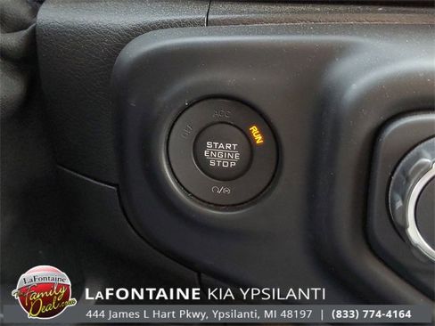 Used 2021 Jeep Wrangler Unlimited Sport image 19