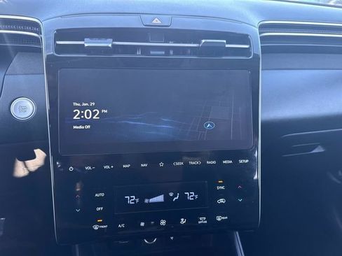 Certified 2024 Hyundai Tucson Limited image 24