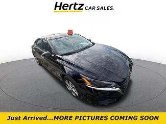 Used 2023 Nissan Altima 2.5 S FWD video 1