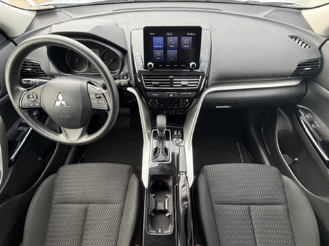 Used 2024 Mitsubishi Eclipse Cross LE AWD/4WD image 12
