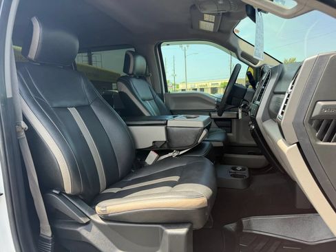 Used 2018 Ford F250 XLT AWD/4WD image 11