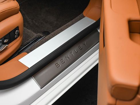 New 2026 Bentley Flying Spur image 43