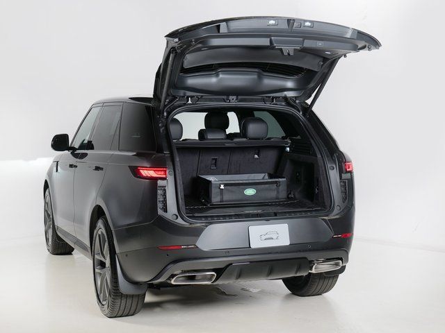 New 2026 Land Rover Range Rover Sport SE AWD/4WD image 31