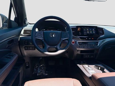 Used 2025 Honda Passport EX-L image 23