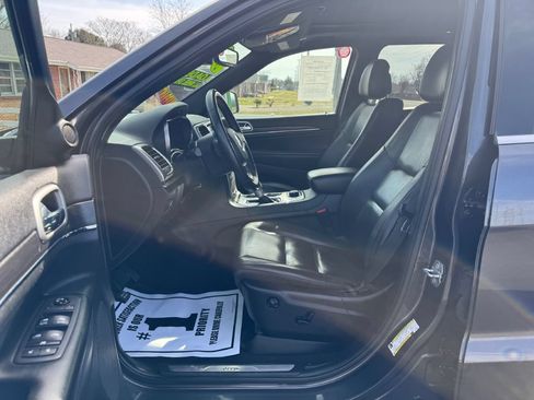 Used 2018 Jeep Grand Cherokee Limited w/ Trailer Tow Group IV AWD/4WD image 8