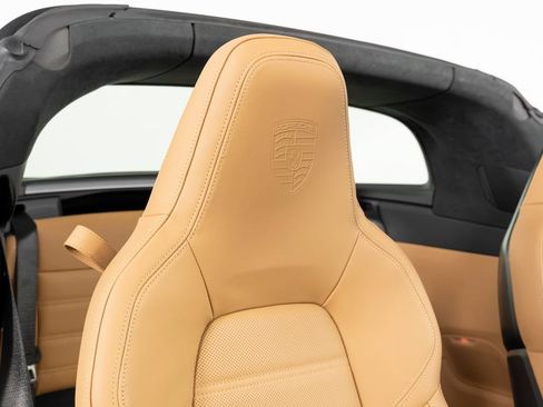 Certified 2026 Porsche 911 Targa 4 GTS AWD/4WD image 45