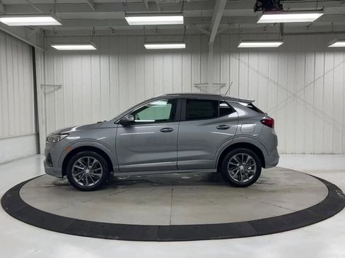 Used 2023 Buick Encore GX Select w/ Sport Touring Package image 5