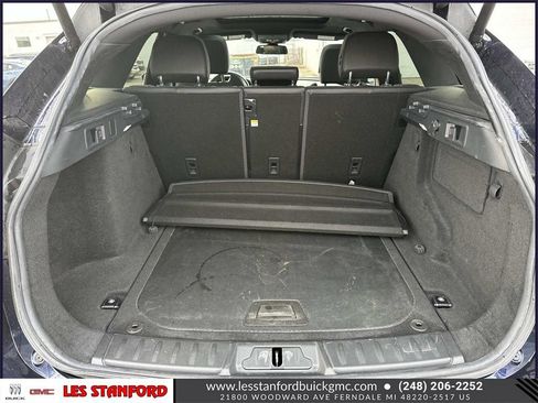 Used 2017 Jaguar F-PACE S image 11