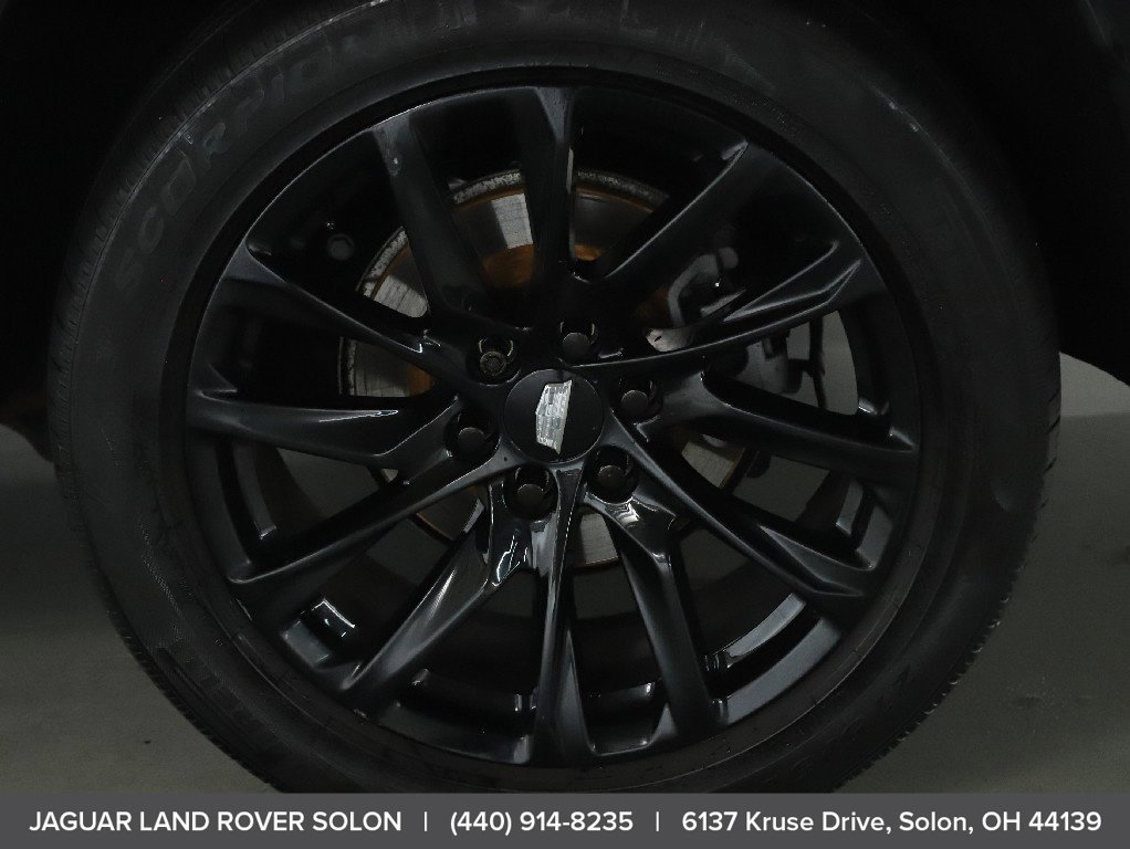 Used 2022 Cadillac Escalade Sport Platinum w/ LPO, ONYX Package AWD/4WD image 42